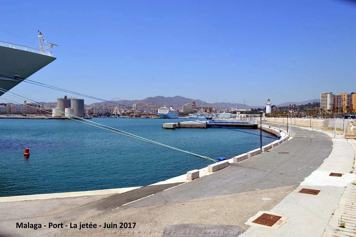 297- Malaga port.JPG